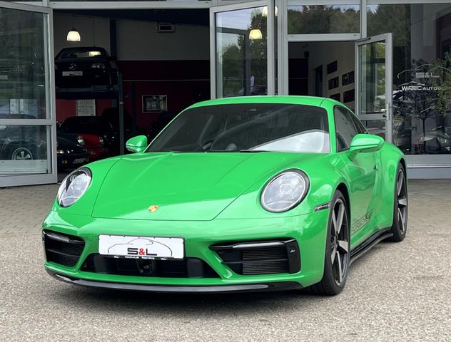911 Carrera S/Sport-Design/Chrono/Ziernähte/BOSE