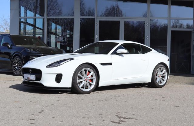 F-Type P300 Black-Pack/Klappe/Kamera